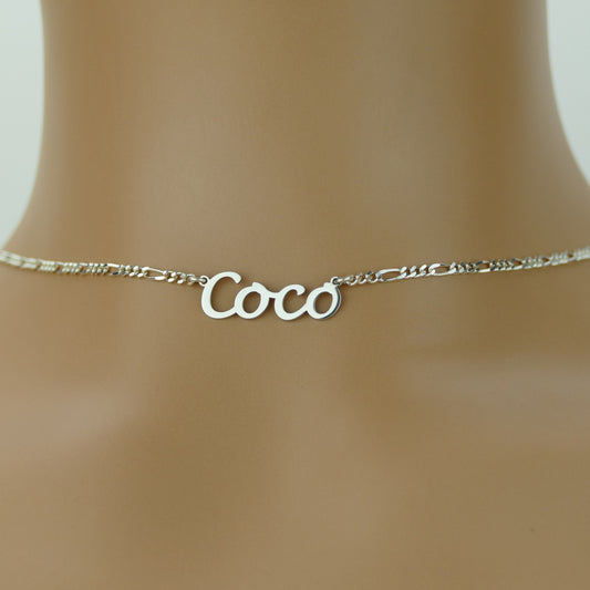 Dainty Nameplate Necklace